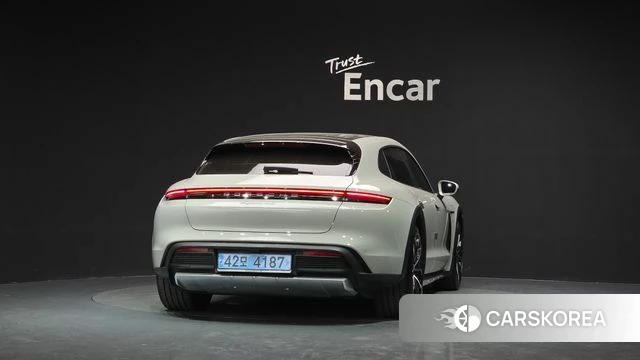 Porsche Taycan id 4528846 из Кореи 30