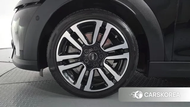 Mini Cooper S Convertible id 3294351 из Кореи 14