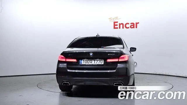 BMW 5 Series (G30) id 2849427 из Кореи 14