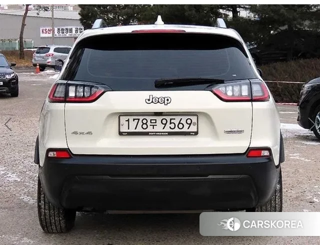 Jeep Cherokee (KL) id 3641323 из Кореи 14