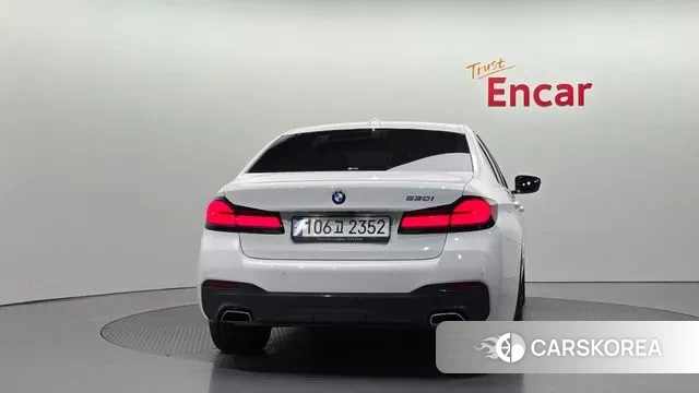 BMW 5 Series (G30) id 3012360 из Кореи 14