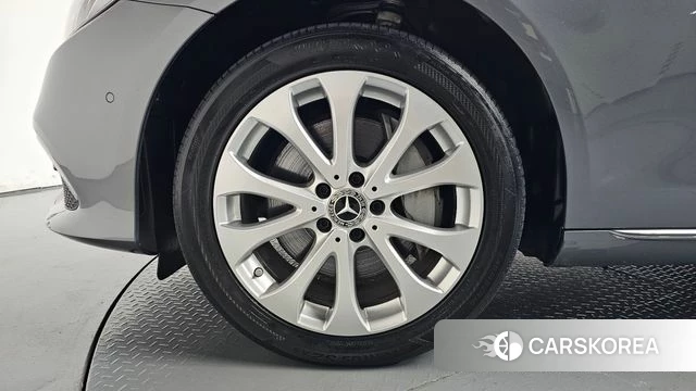 Mercedes-Benz E-Class W213 id 4785325 из Кореи 30