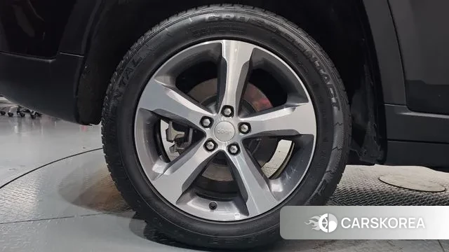 Jeep Grand Cherokee (WL) id 3126597 из Кореи 14