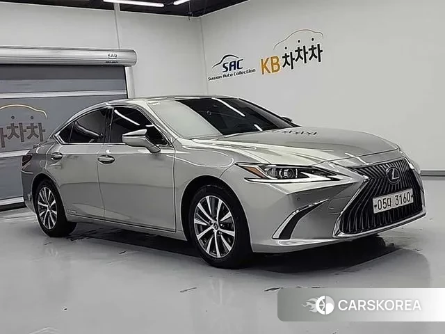 Lexus ES300h 7th generation id 3034119 из Кореи 12