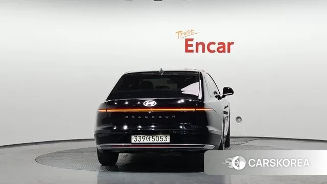 Hyundai Grandeur (GN7) id 3502967 из Кореи 14