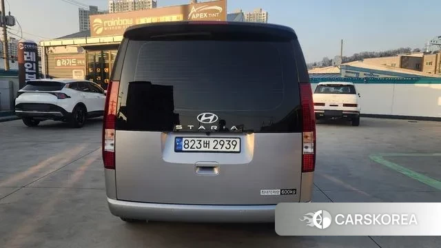 Hyundai Staria id 3599602 из Кореи 14