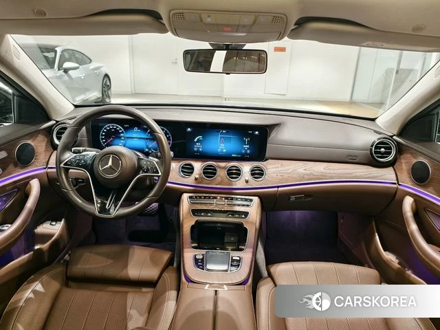 Mercedes-Benz E-class 2023 Черный из Китая, фото 6
