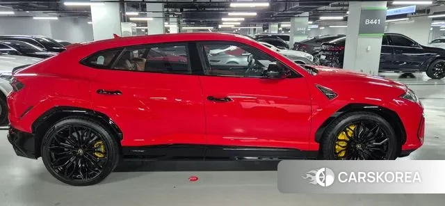 Lamborghini Urus id 3310010 из Кореи 12