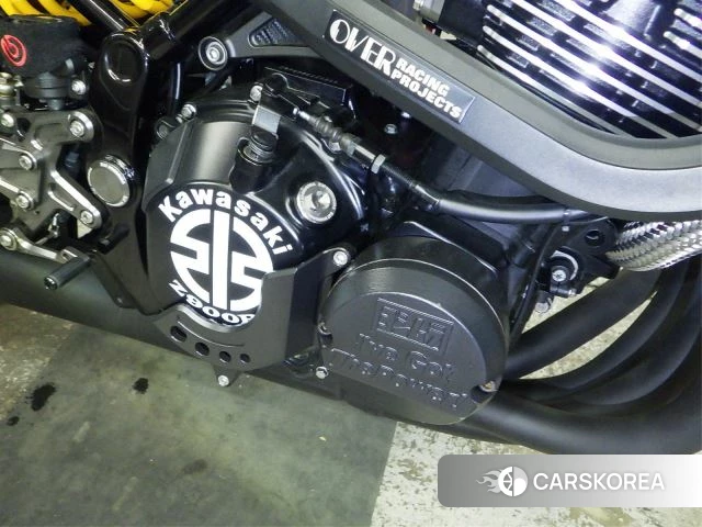 Engine photo