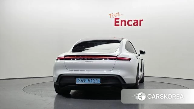 Porsche Taycan id 4580049 из Кореи 14