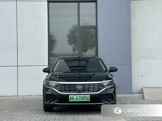 Volkswagen Passat PHEV 2024 Черный из Китая, фото 4
