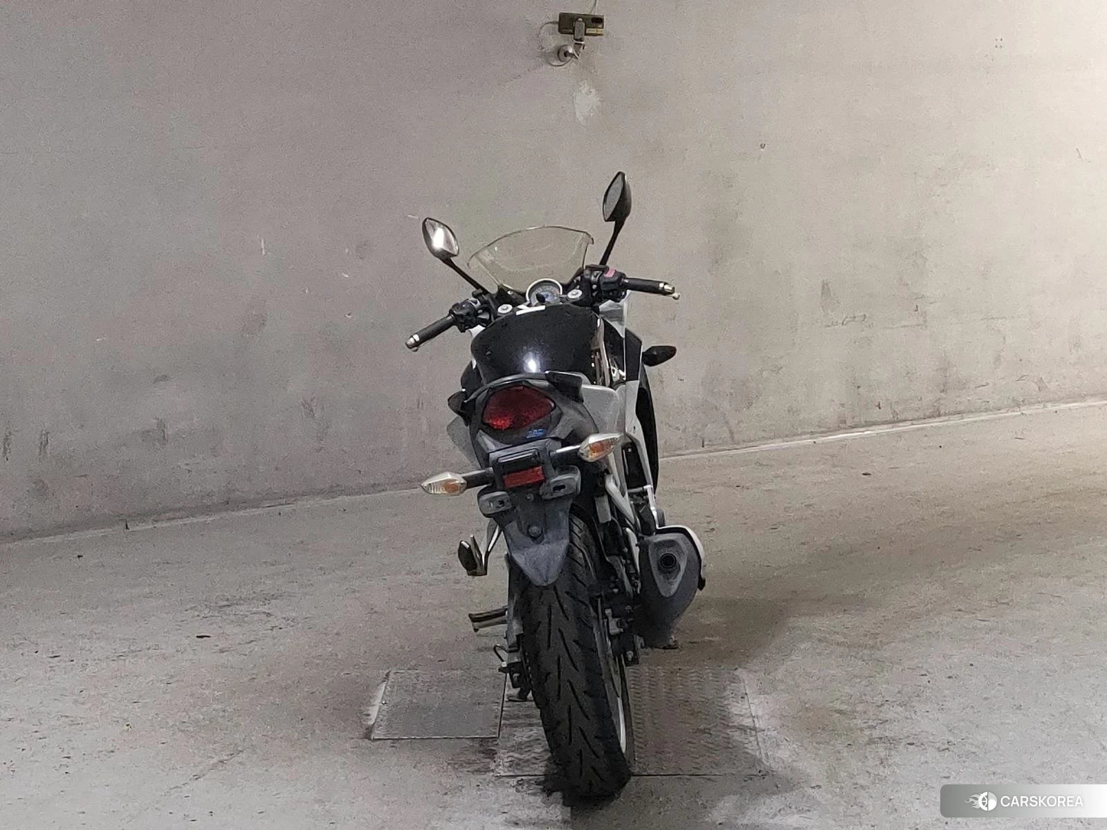 Проданный Honda CBR250R 2011 из Японии, фото 2