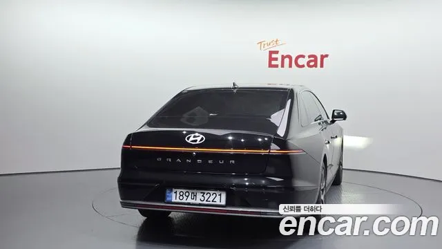 Hyundai Grandeur (GN7) id 2739730 из Кореи 14