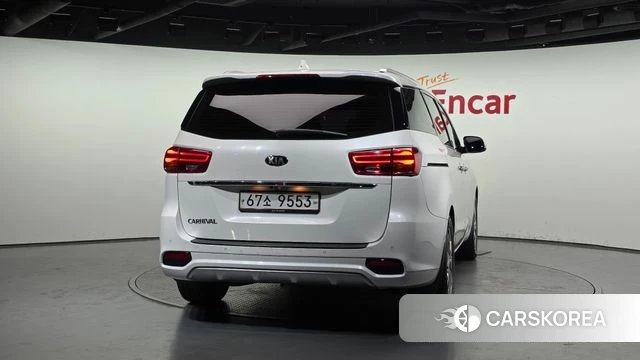 Kia The New Carnival id 4397559 из Кореи 14