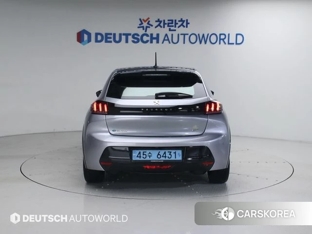 Peugeot e-208 second Generation id 4178137 из Кореи 14