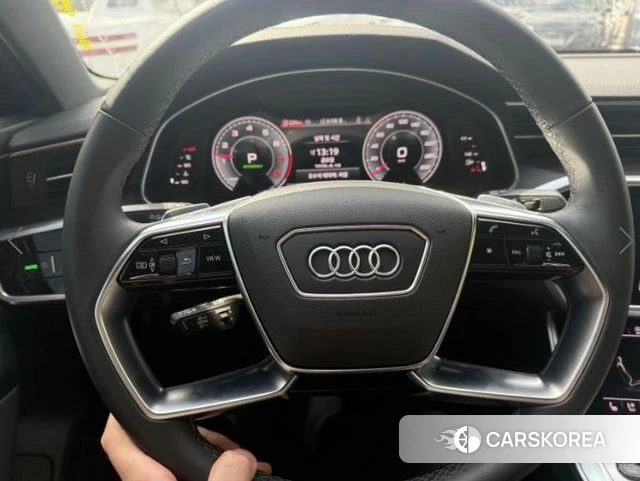 Audi A6 (C8) 2025 Белый из Кореи, фото 4