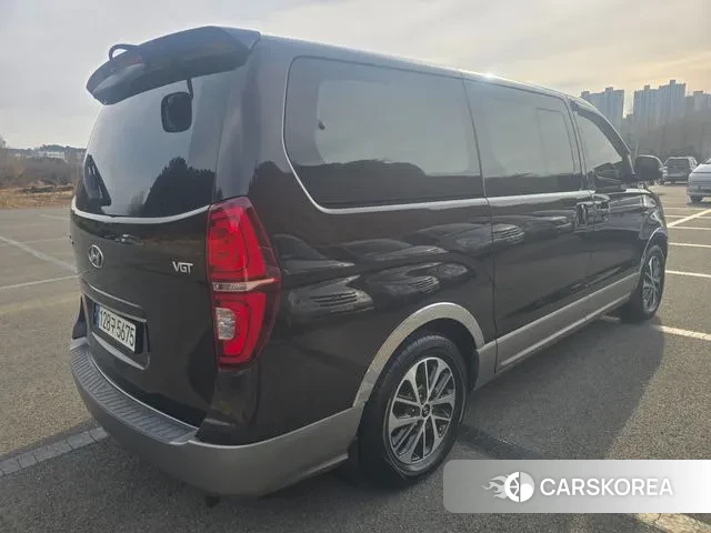 Hyundai The New Grand Starex id 3547527 из Кореи 14