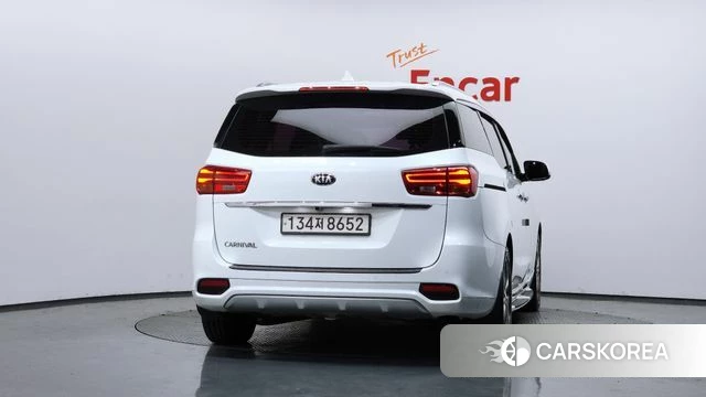 Kia The New Carnival id 4180367 из Кореи 14