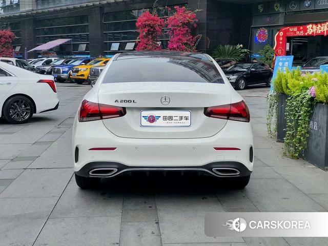 Mercedes-Benz Class A 2021 Белый из Китая, фото 4