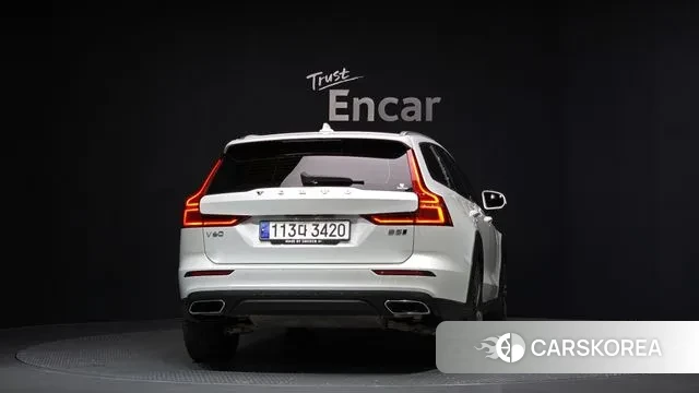 Volvo V60 Cross-Country 2nd Generation id 3028531 из Кореи 14