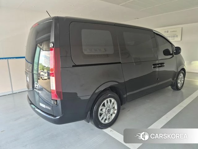 Hyundai Staria id 4381550 из Кореи 10