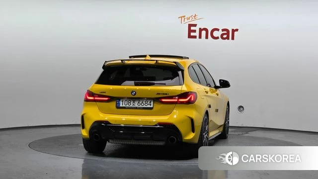 BMW 1 Series (F40) id 4201983 из Кореи 26