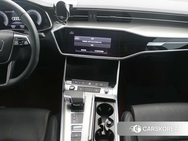 Audi A6L id 4263521 из Китая 9