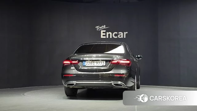Mercedes-Benz E-Class W213 id 4488589 из Кореи 26