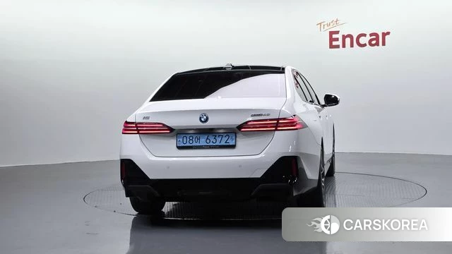 BMW i5 (G60) id 4017289 из Кореи 14