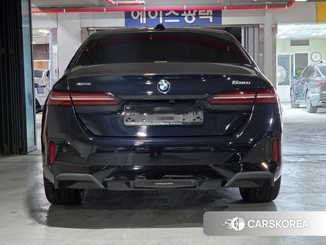 BMW 5 Series (G60) id 4280814 из Кореи 14