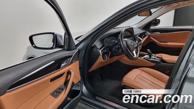 BMW 5 Series (G30) id 2785038 из Кореи 14