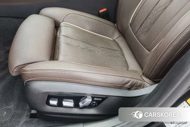 BMW 5 series PHEV id 4256912 из Китая 18
