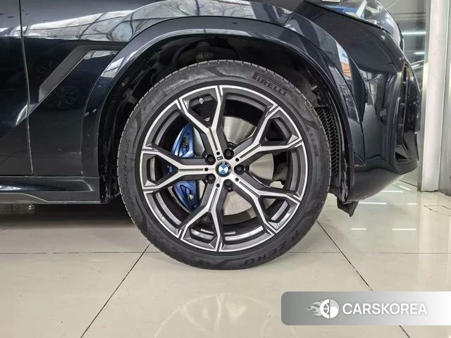 BMW X6 id 4239783 из Китая 9