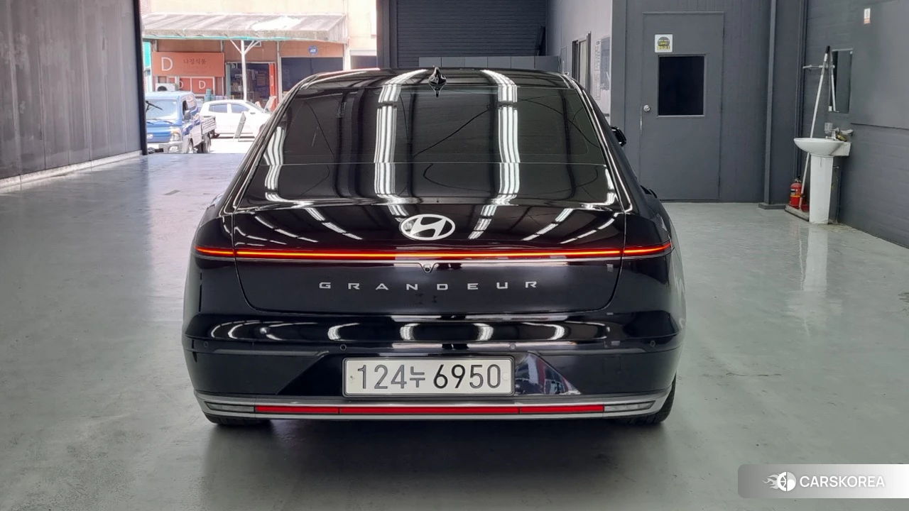 Hyundai Grandeur (GN7) id 4516788 из Кореи 12