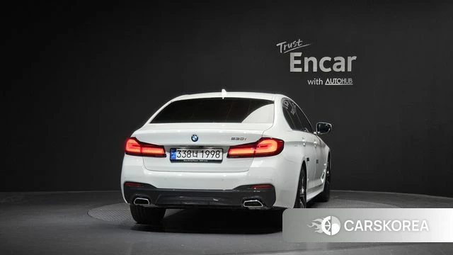BMW 5 Series (G30) id 4292667 из Кореи 26