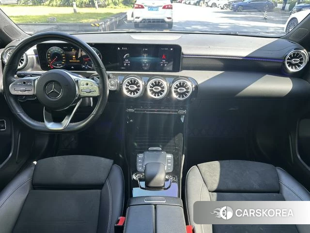 Mercedes-Benz Class A 2021 Белый из Китая, фото 4