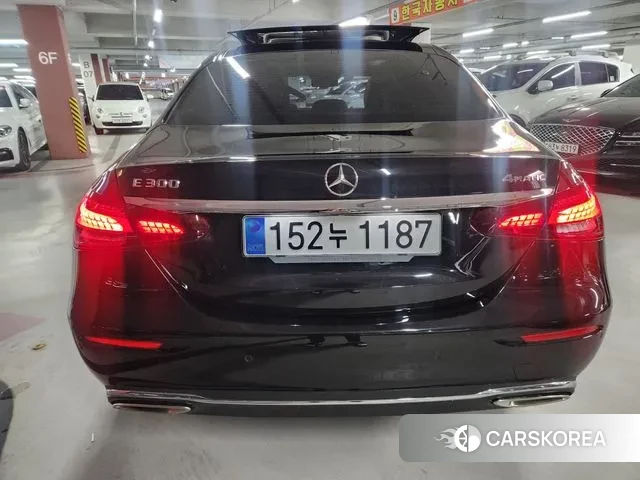 Mercedes-Benz E-Class W213 id 3713656 из Кореи 14