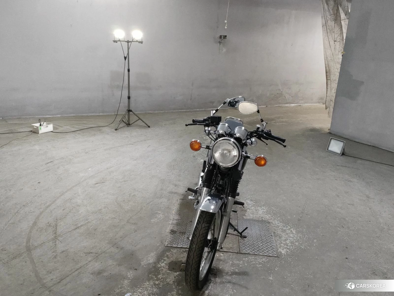 Yamaha SR 400 2020 из Японии, фото 4