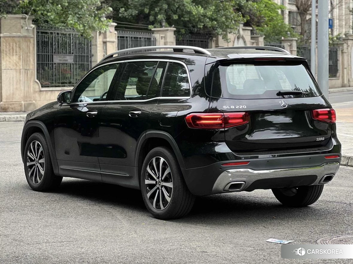 Mercedes-Benz GLB 2023 Черный из Китая, фото 4