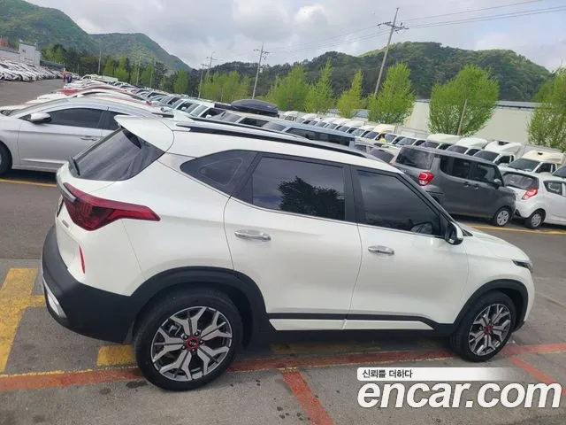 Kia Seltos id 2662115 из Кореи 12