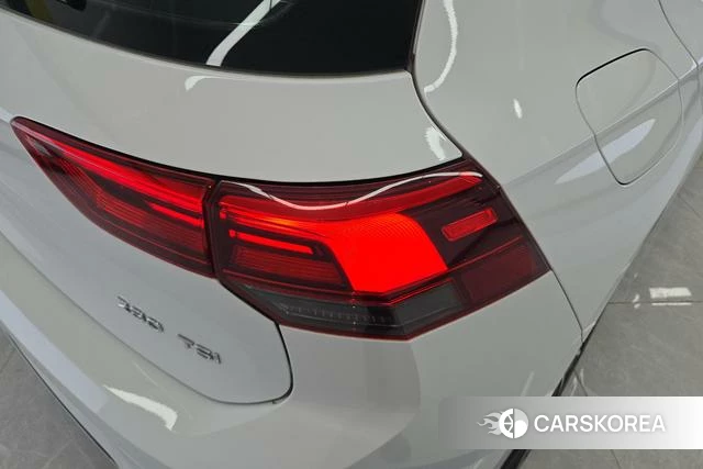 Volkswagen Golf id 3810330 из Китая 11