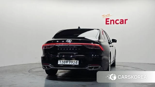 Hyundai The New Grandeur IG Hybrid id 4573642 из Кореи 27