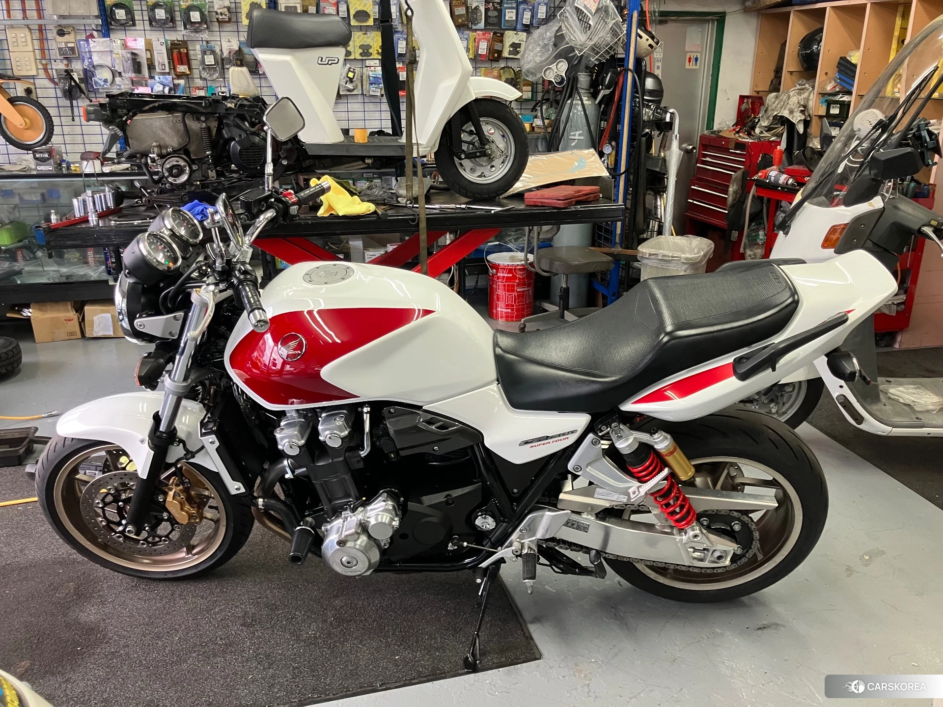 Проданный Honda CB1300SF ABS id 3950295 из Японии