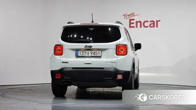 Jeep Renegade id 3656270 из Кореи 14