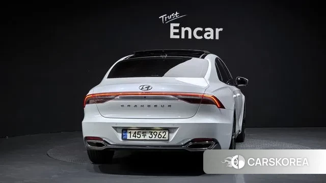 Hyundai The New Grandeur IG id 3028234 из Кореи 14