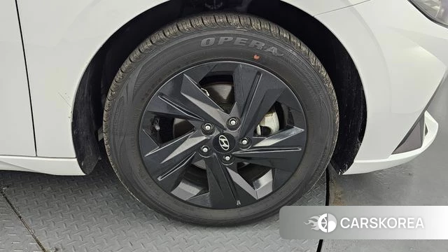 Hyundai Avante (CN7) id 3871465 из Кореи 14