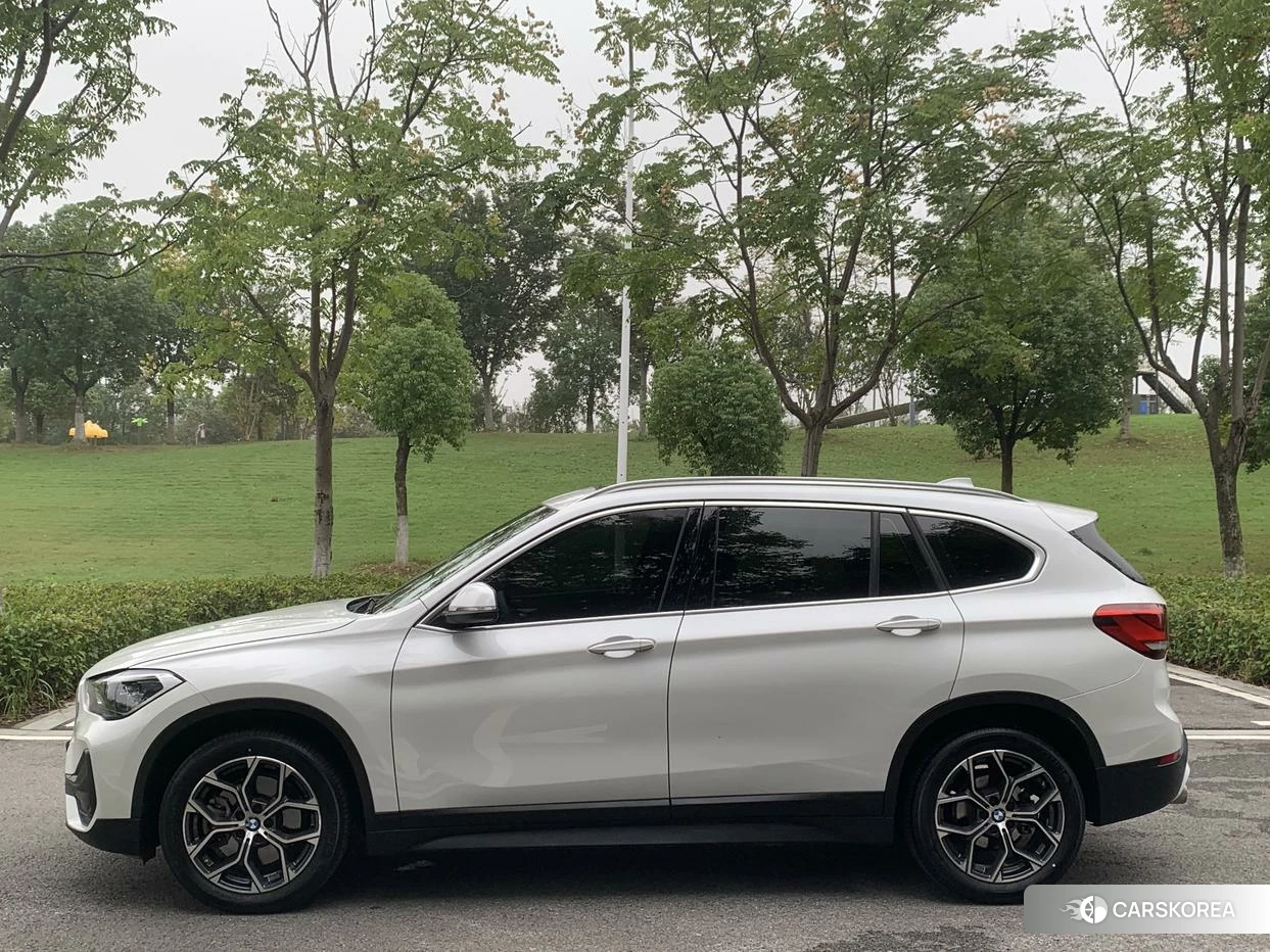 BMW X1 id 4513713 из Китая 8