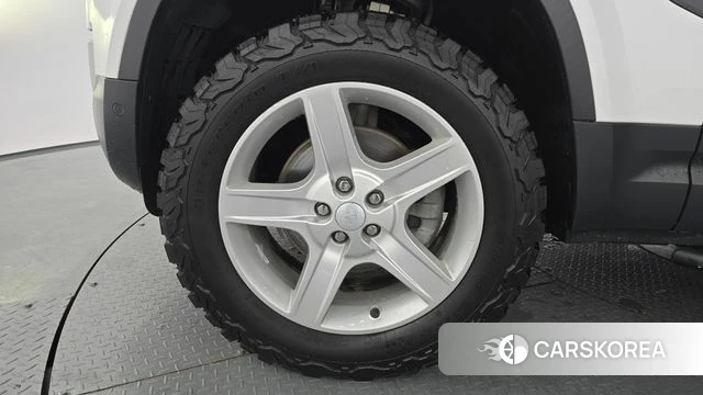 Land Rover Defender (L663) id 4608563 из Кореи 27