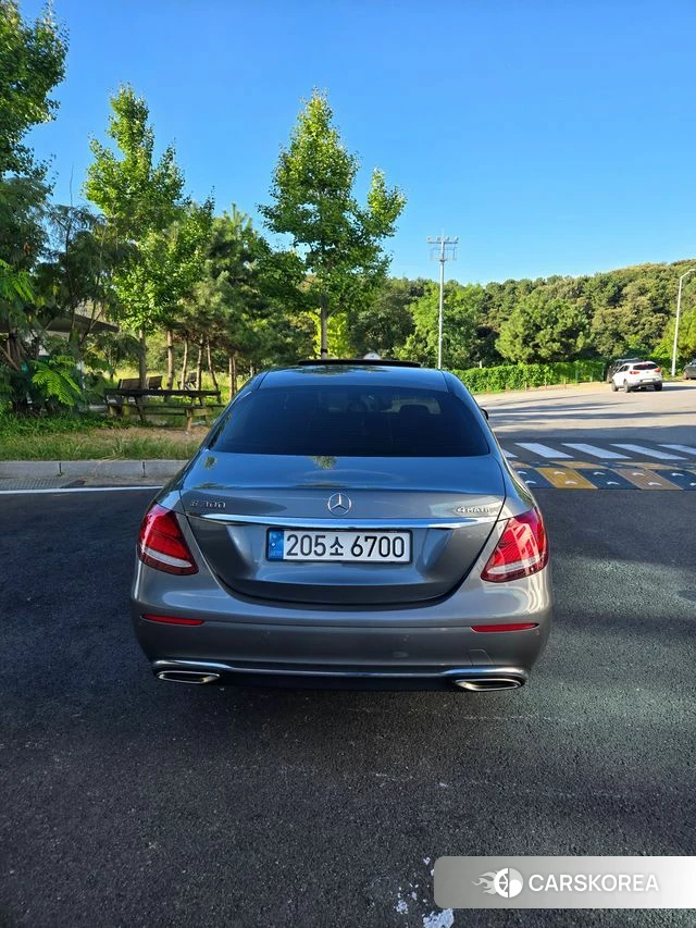 Mercedes-Benz E-Class W213 2018 Серый из Кореи, фото 4