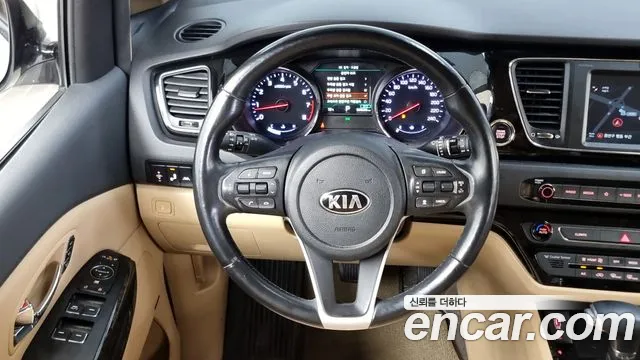 Kia The New Carnival id 2600370 из Кореи 14